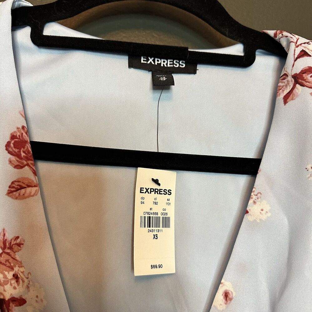 NWT Express Floral Twist Front Fit And Flare Dress Blue Sz XS - Picture 2 of 6